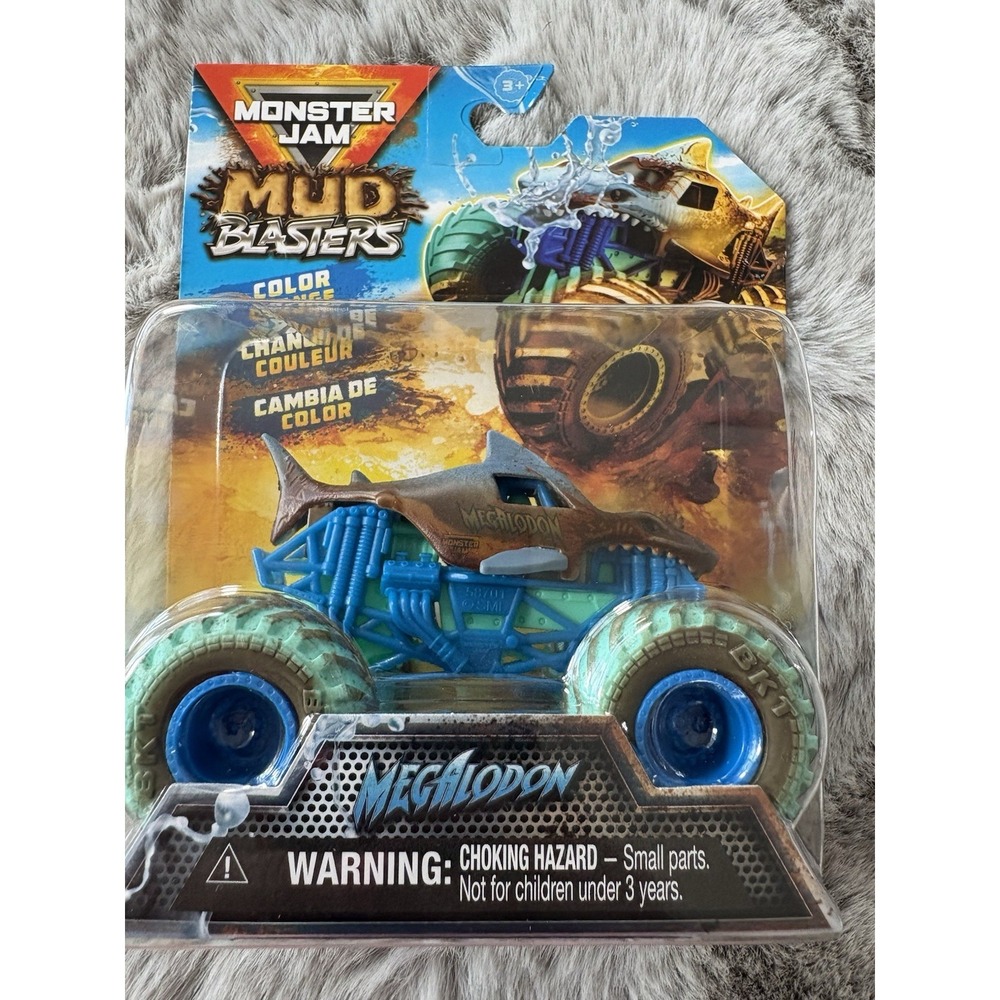 Monster Jam Toy truck s Megalodon Mud Blasters ages 6+